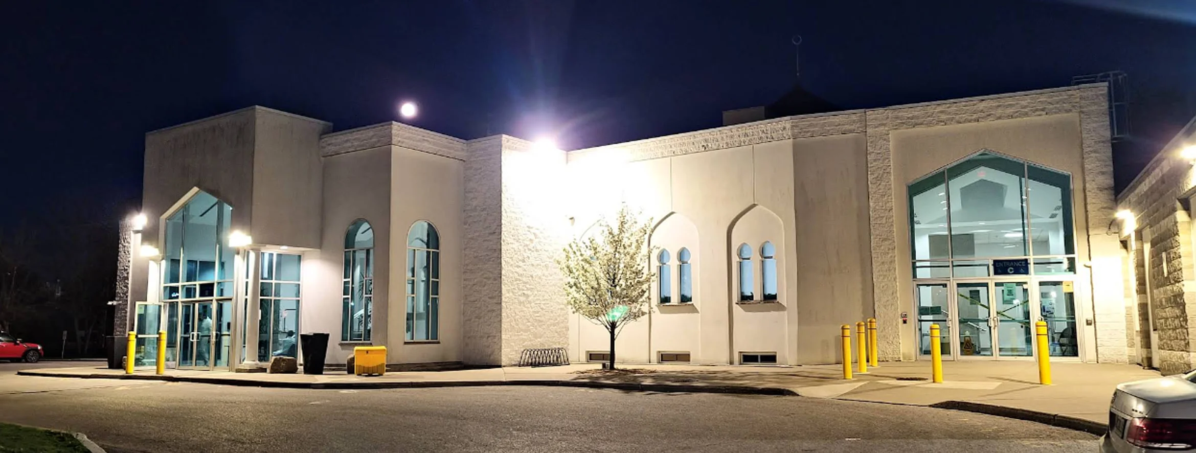 Exterior view of London Muslim Mosque London building